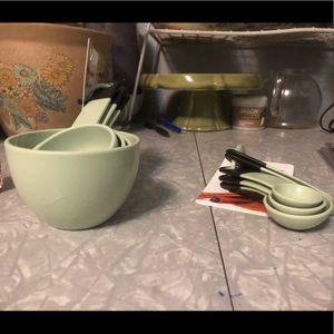 Kitchen-aid measuring cups and spoons